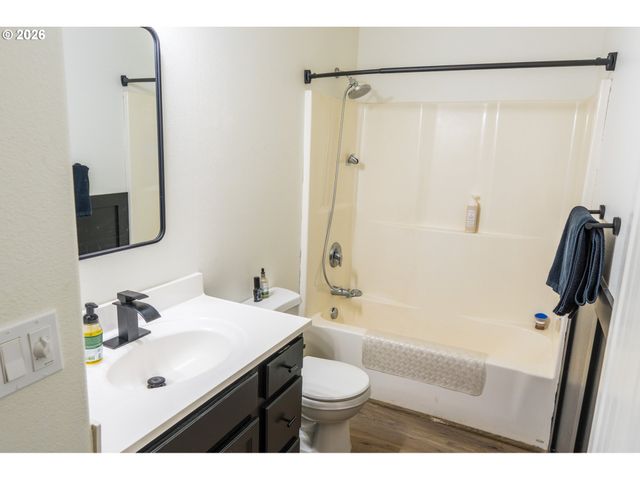 5155 LONE TREE Ct Ne, Salem, OR 97305