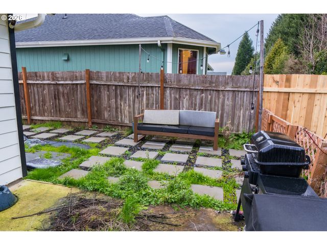 5155 LONE TREE Ct Ne, Salem, OR 97305