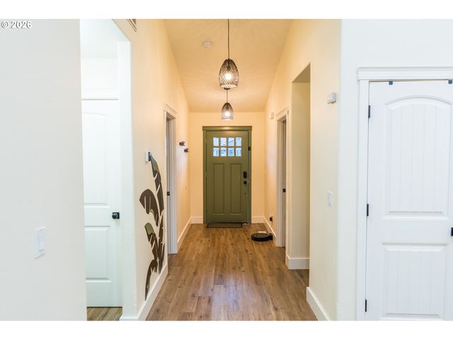 5155 LONE TREE Ct Ne, Salem, OR 97305