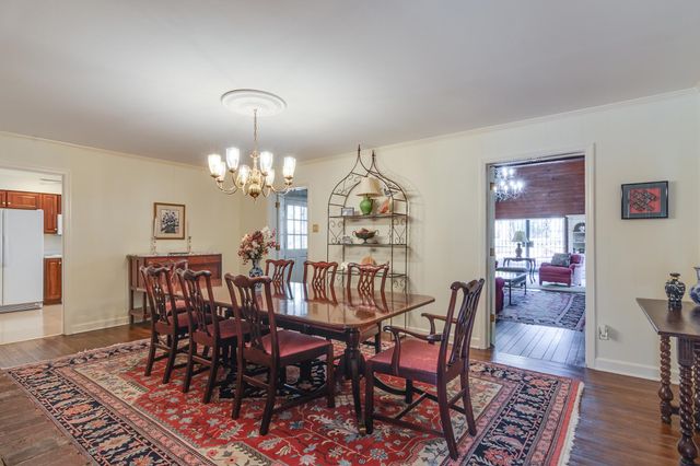 199 S GROVE PARK RD, Memphis, TN 38117