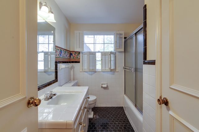 199 S GROVE PARK RD, Memphis, TN 38117