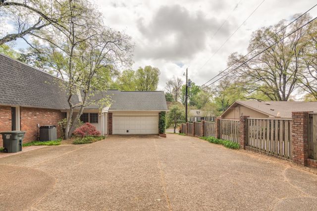 199 S GROVE PARK RD, Memphis, TN 38117