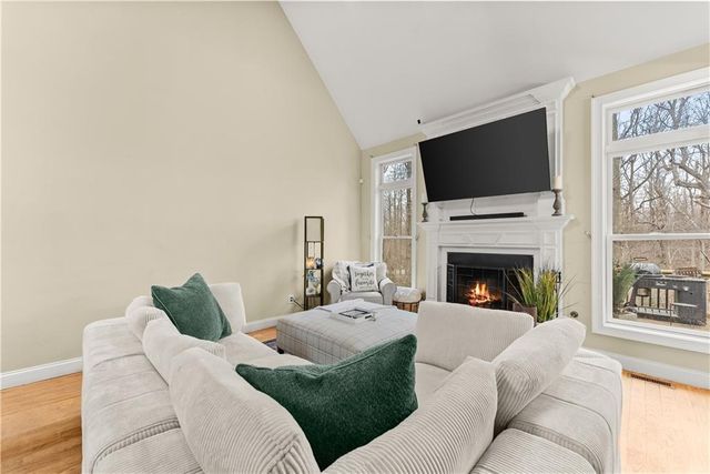 318 Waterford Circle, Cornelia, GA 30531