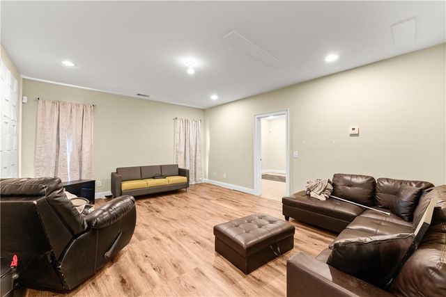 318 Waterford Circle, Cornelia, GA 30531