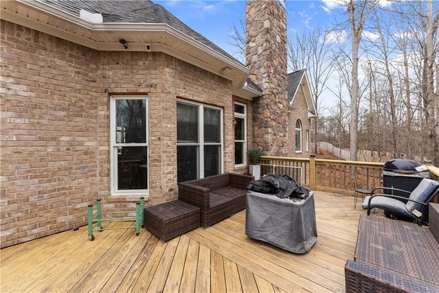 318 Waterford Circle, Cornelia, GA 30531