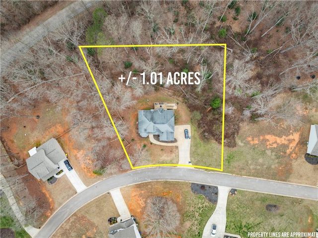 318 Waterford Circle, Cornelia, GA 30531