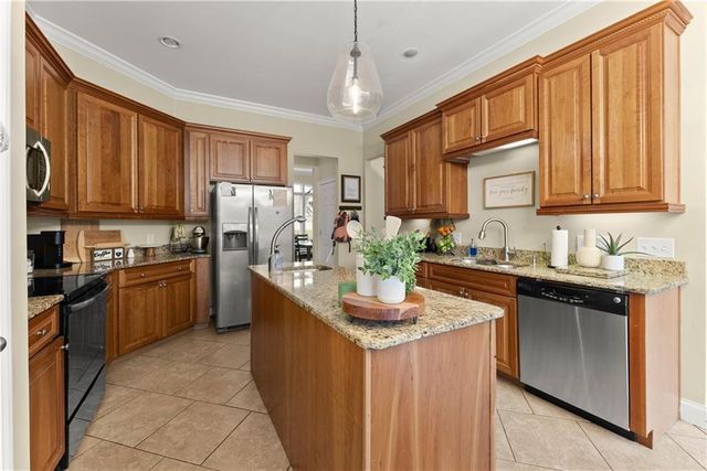 318 Waterford Circle, Cornelia, GA 30531