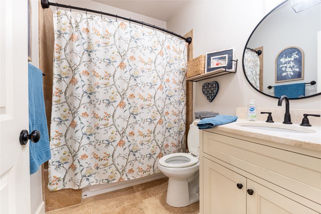 11815 S Oswego Avenue, Tulsa, OK 74137