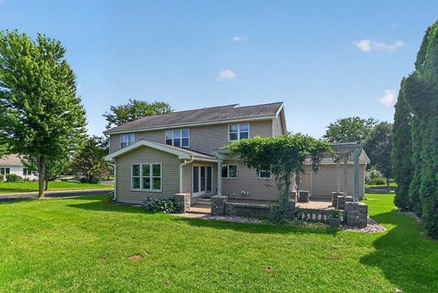 5502 Upland Trail, Middleton, WI 53562