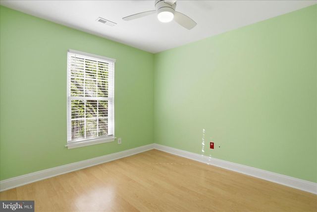 271 PAW PAW DR, Front Royal, VA 22630