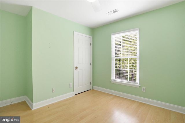 271 PAW PAW DR, Front Royal, VA 22630