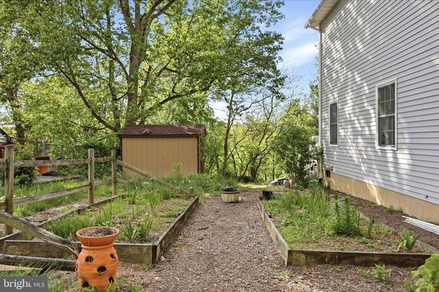 271 PAW PAW DR, Front Royal, VA 22630