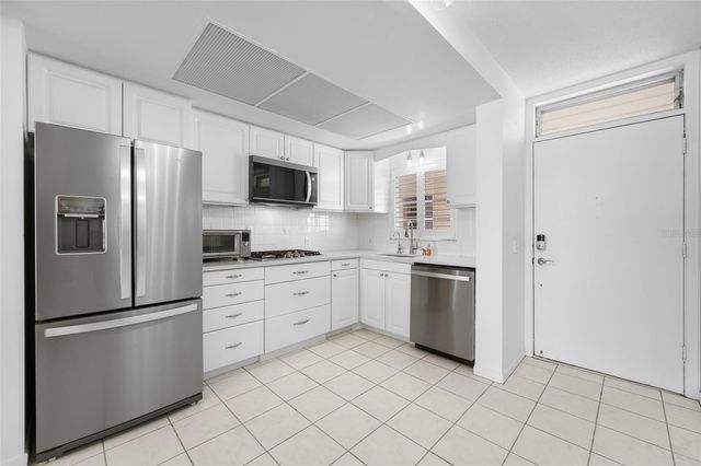 1847 SHORE DRIVE S 509, St Petersburg, FL 33707
