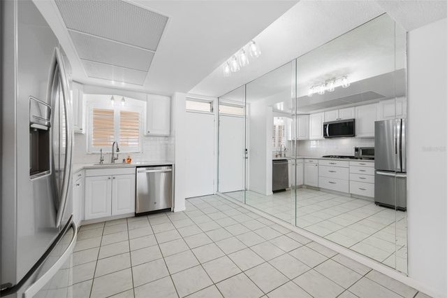 1847 SHORE DRIVE S 509, St Petersburg, FL 33707