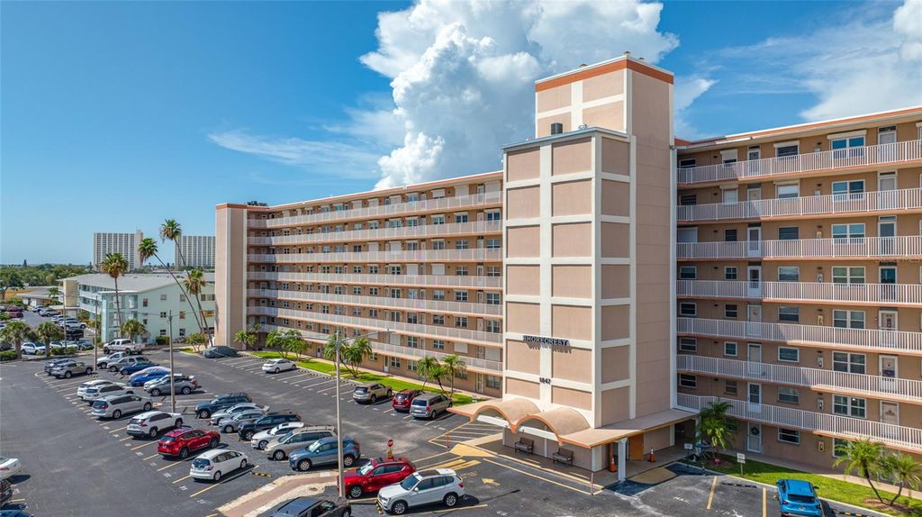 1847 SHORE DRIVE S 509, St Petersburg, FL 33707