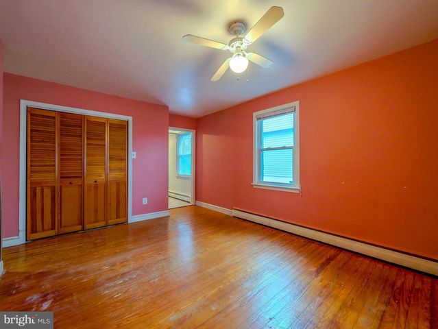 328 HILLSIDE AVE, Brookhaven, PA 19015