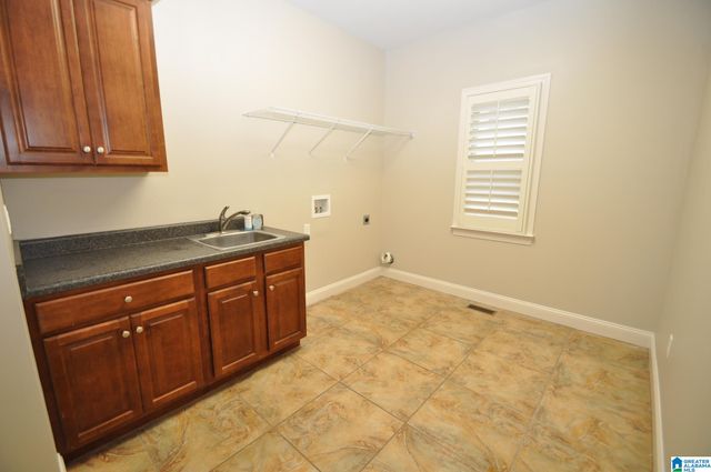428 STERLING PARK CIRCLE, Alabaster, AL 35007