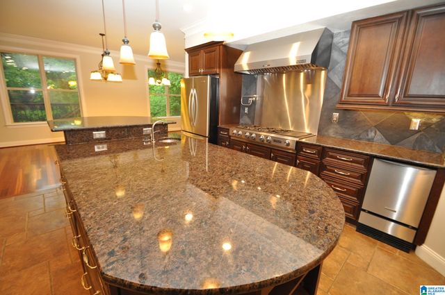428 STERLING PARK CIRCLE, Alabaster, AL 35007