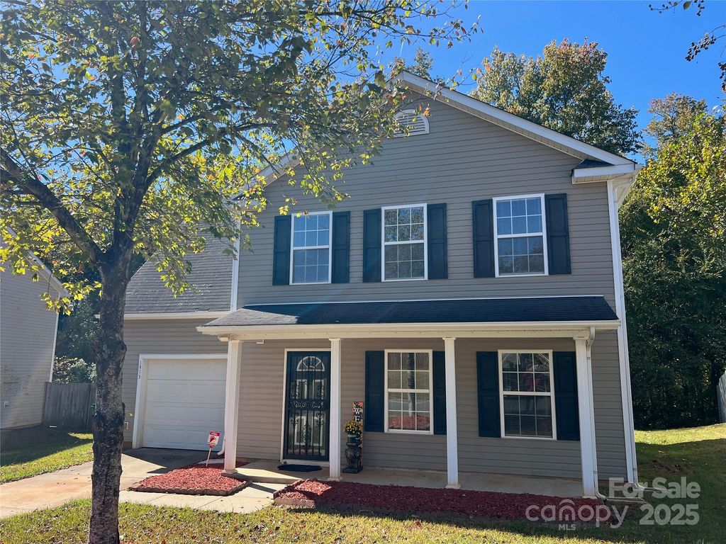 1413 Crandon Drive, Charlotte, NC 28216