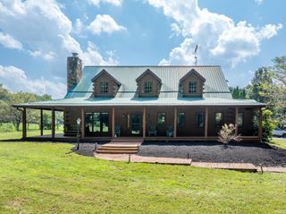 3085 Peerless Road, Bedford, IN 47421