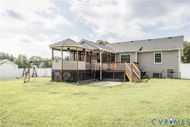 24605 Fern Ct, North Dinwiddie, VA 23803