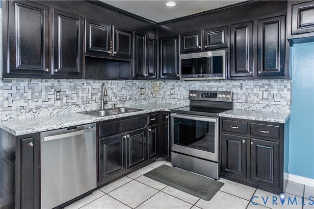 24605 Fern Ct, North Dinwiddie, VA 23803