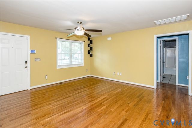 24605 Fern Ct, North Dinwiddie, VA 23803