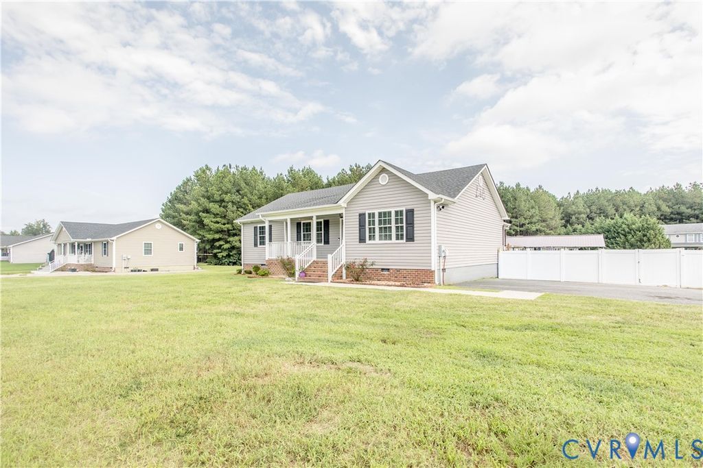 24605 Fern Ct, North Dinwiddie, VA 23803