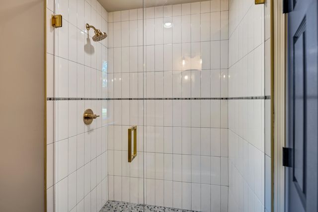 306 W POPLAR AVE, Collierville, TN 38017