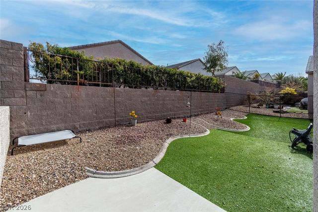 2324 Peaceful Moon Street, Henderson, NV 89044