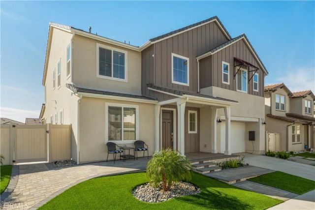 18100 Tableau Way, Saugus, CA 91350