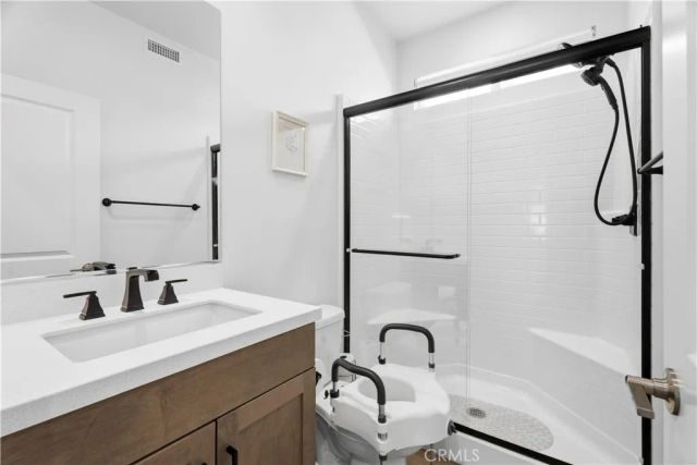 18100 Tableau Way, Saugus, CA 91350