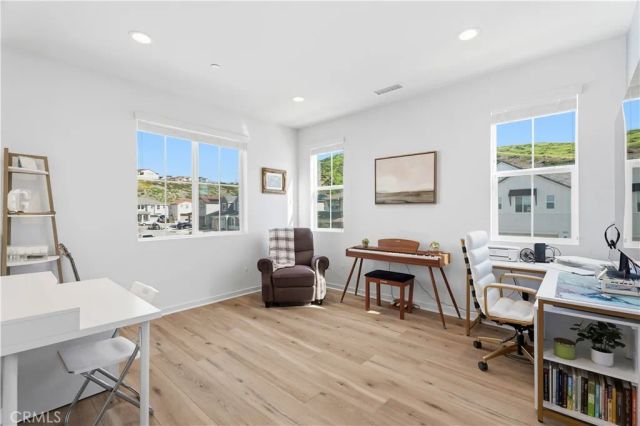 18100 Tableau Way, Saugus, CA 91350