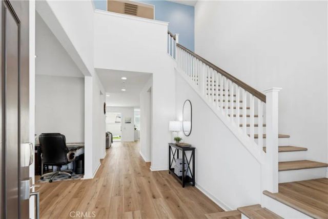 18100 Tableau Way, Saugus, CA 91350