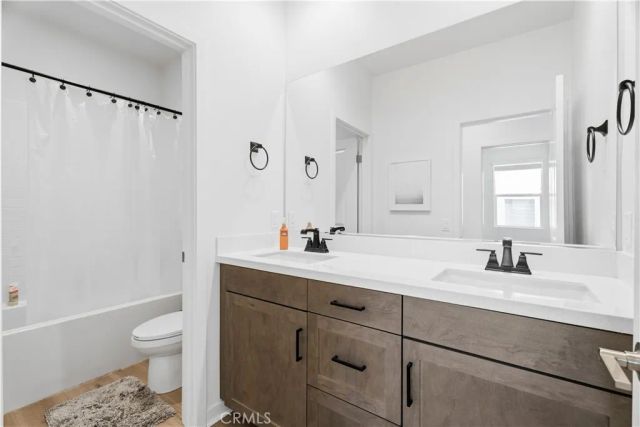 18100 Tableau Way, Saugus, CA 91350