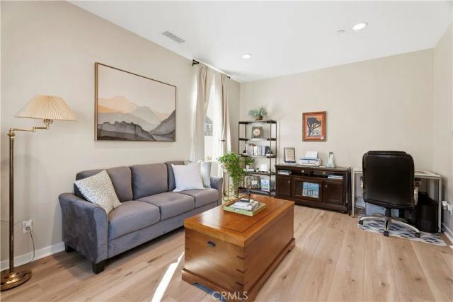 18100 Tableau Way, Saugus, CA 91350