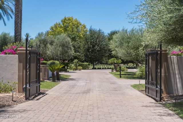 6385 E ROYAL PALM Road, Paradise Valley, AZ 85253