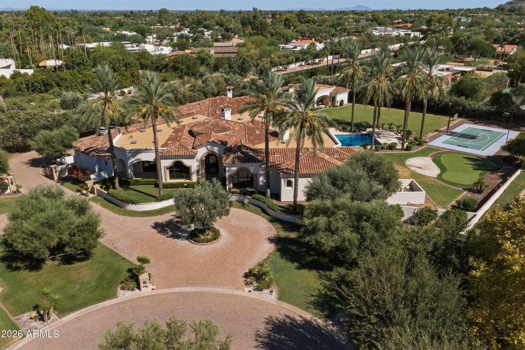 6385 E ROYAL PALM Road, Paradise Valley, AZ 85253 — photo 2