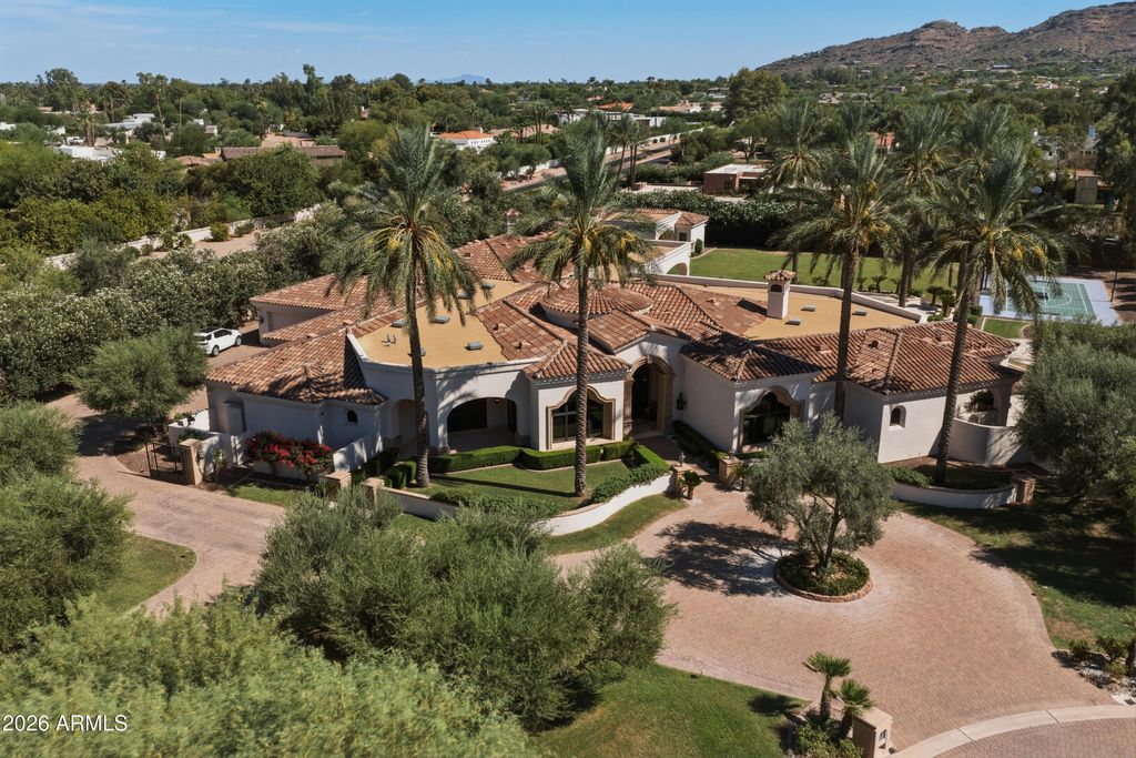 6385 E ROYAL PALM Road, Paradise Valley, AZ 85253 — photo 3