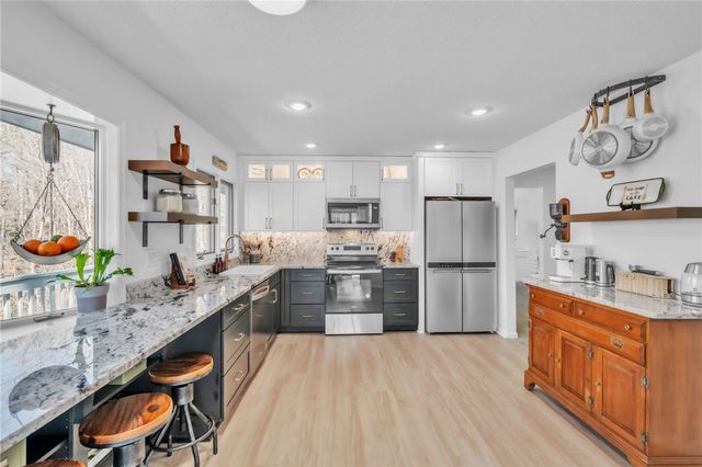 14 Bowsprit Lane, Salem, SC 29676