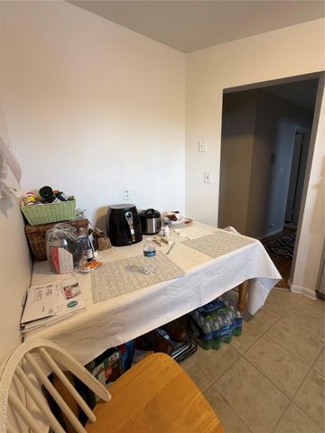 144 Roslyn Road, Mineola, NY 11501