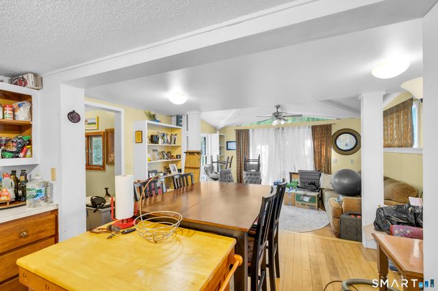 90 Rowley Road, Woodbury, CT 06798