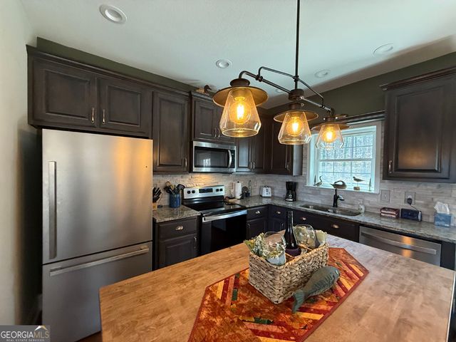 206 Goff Drive, Martin, GA 30557