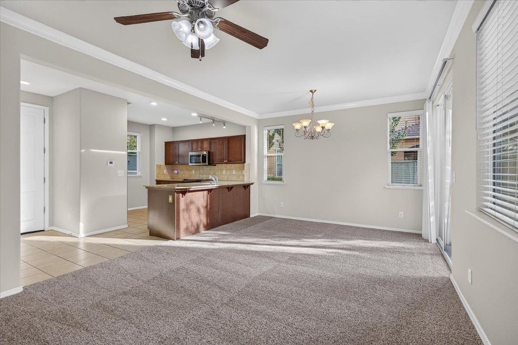 Image 23 of property listing at 4071 Harlan Ranch Boulevard, Clovis, CA 93619