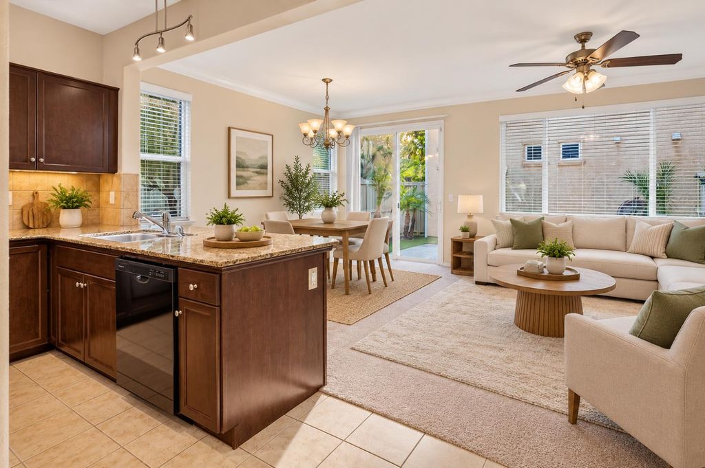 Image 3 of property listing at 4071 Harlan Ranch Boulevard, Clovis, CA 93619