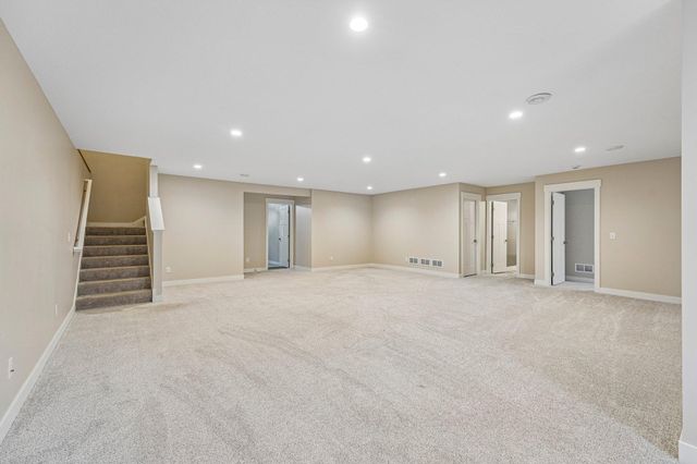 12580 Masters Lane, Lindstrom, MN 55045