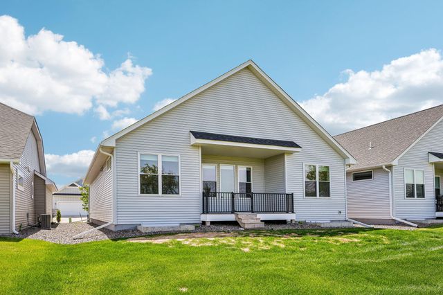 12580 Masters Lane, Lindstrom, MN 55045