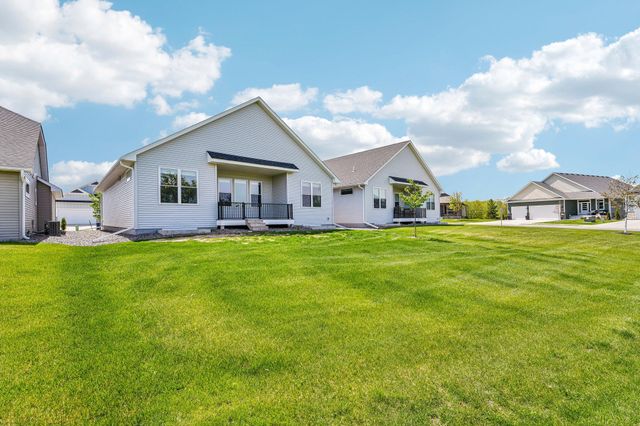 12580 Masters Lane, Lindstrom, MN 55045