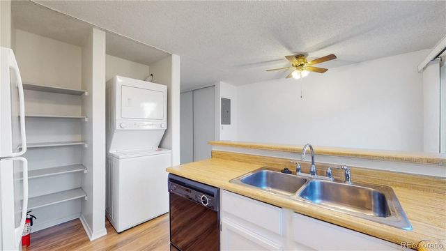 17157 E Whitaker Drive A, Aurora, CO 80015