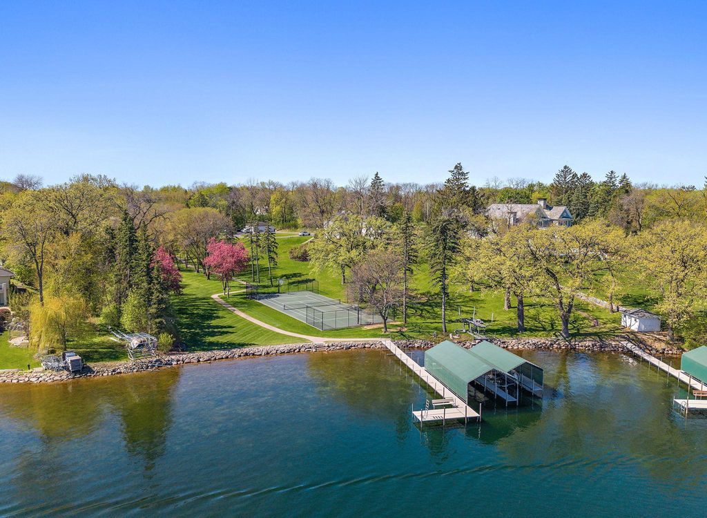 17950 Breezy Point Road, Wayzata, MN 55391 — photo 3